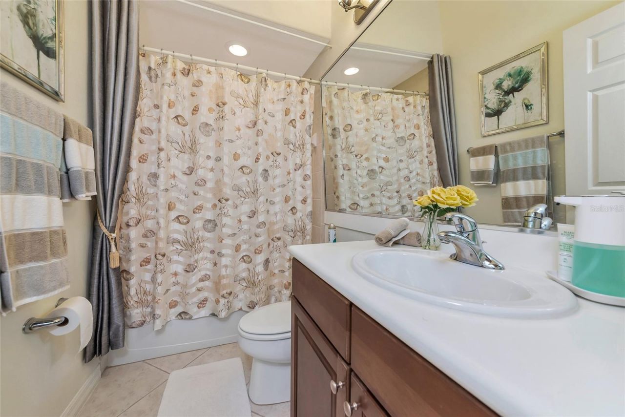 6841 74th Street Circle E, Bradenton, FL 34203 Photo