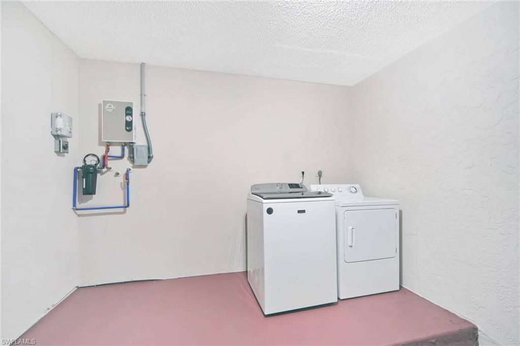 11617 Quail Run Dr, Fort Myers, FL 33908 Photo