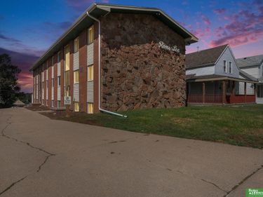 4422 S 25 Street, Omaha, NE 68107