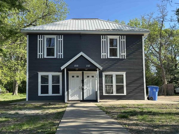 105/107 Dartmouth, Vermillion, SD 00000