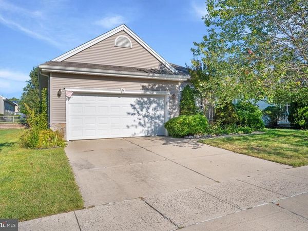 24 PELICAN LANE, TUCKERTON, NJ 08087