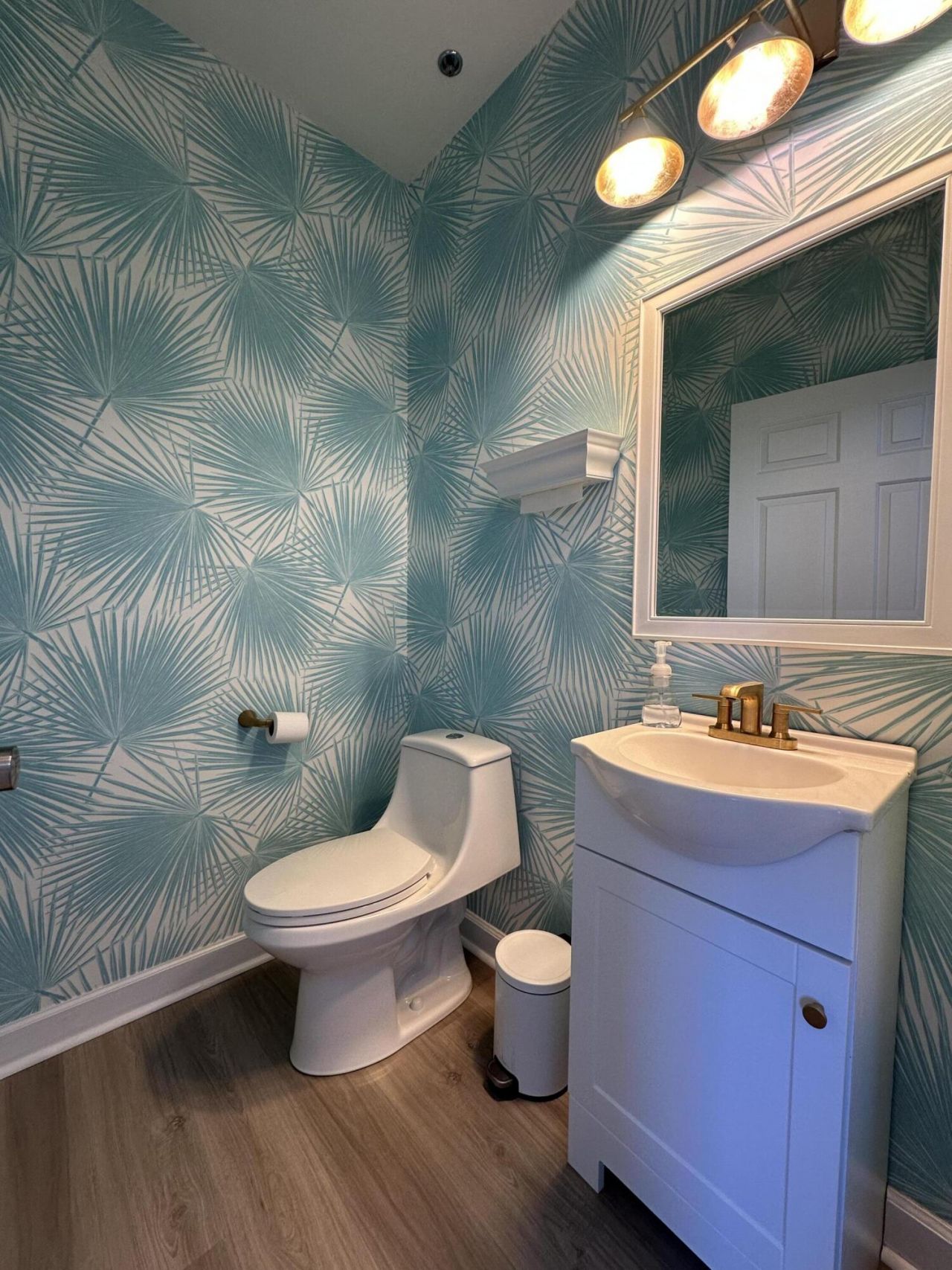 103 Palm Boulevard Photo 9
