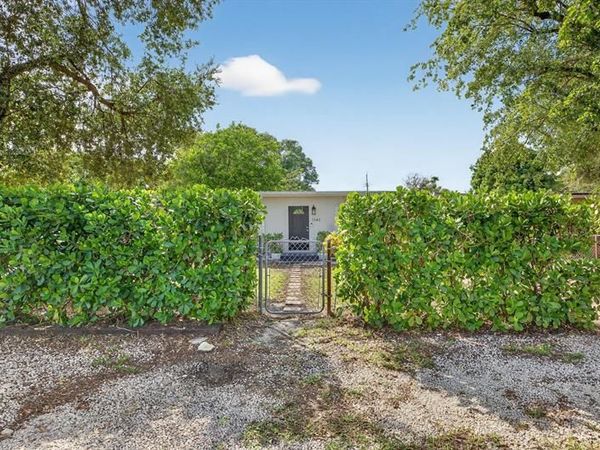 1141 SW 25th Ave, Fort Lauderdale, FL 33312