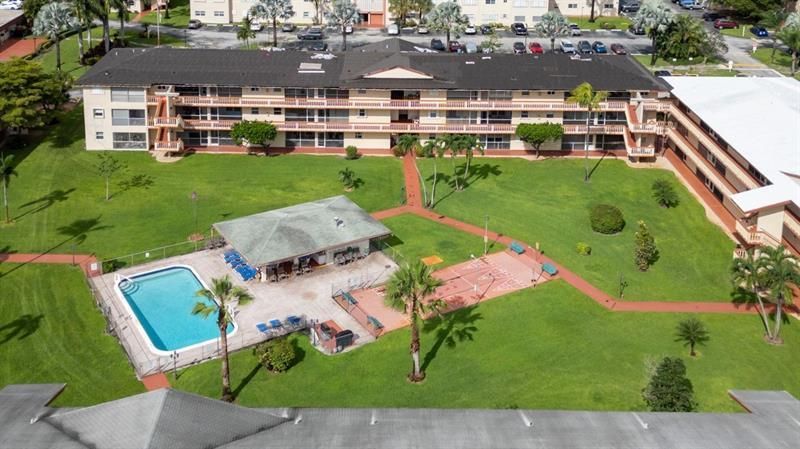 5300 Washington Street, Unit D206, Hollywood, FL 33021 Photo