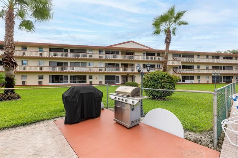 5300 Washington Street, Unit D206, Hollywood, FL 33021 Photo