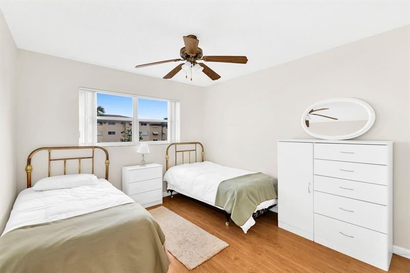 5300 Washington Street, Unit D206, Hollywood, FL 33021 Photo