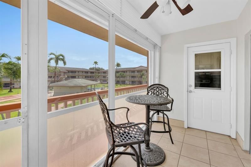 5300 Washington Street, Unit D206, Hollywood, FL 33021 Photo