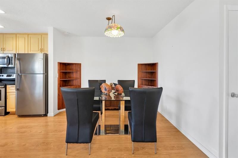 5300 Washington Street, Unit D206, Hollywood, FL 33021 Photo