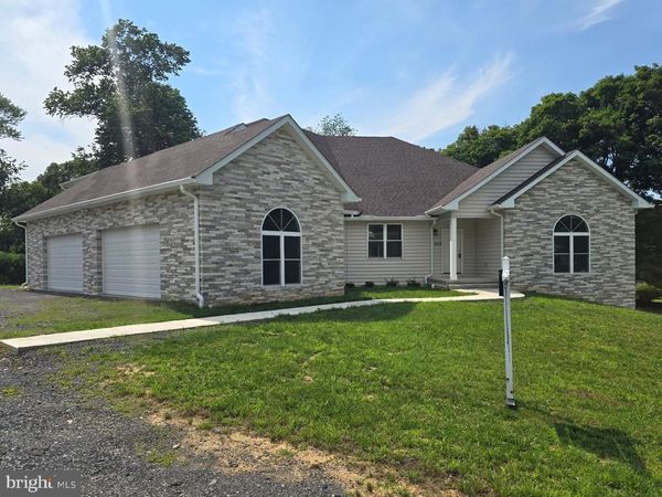 8325 GROVE ANGLE ROAD, ELLICOTT CITY, MD 21043