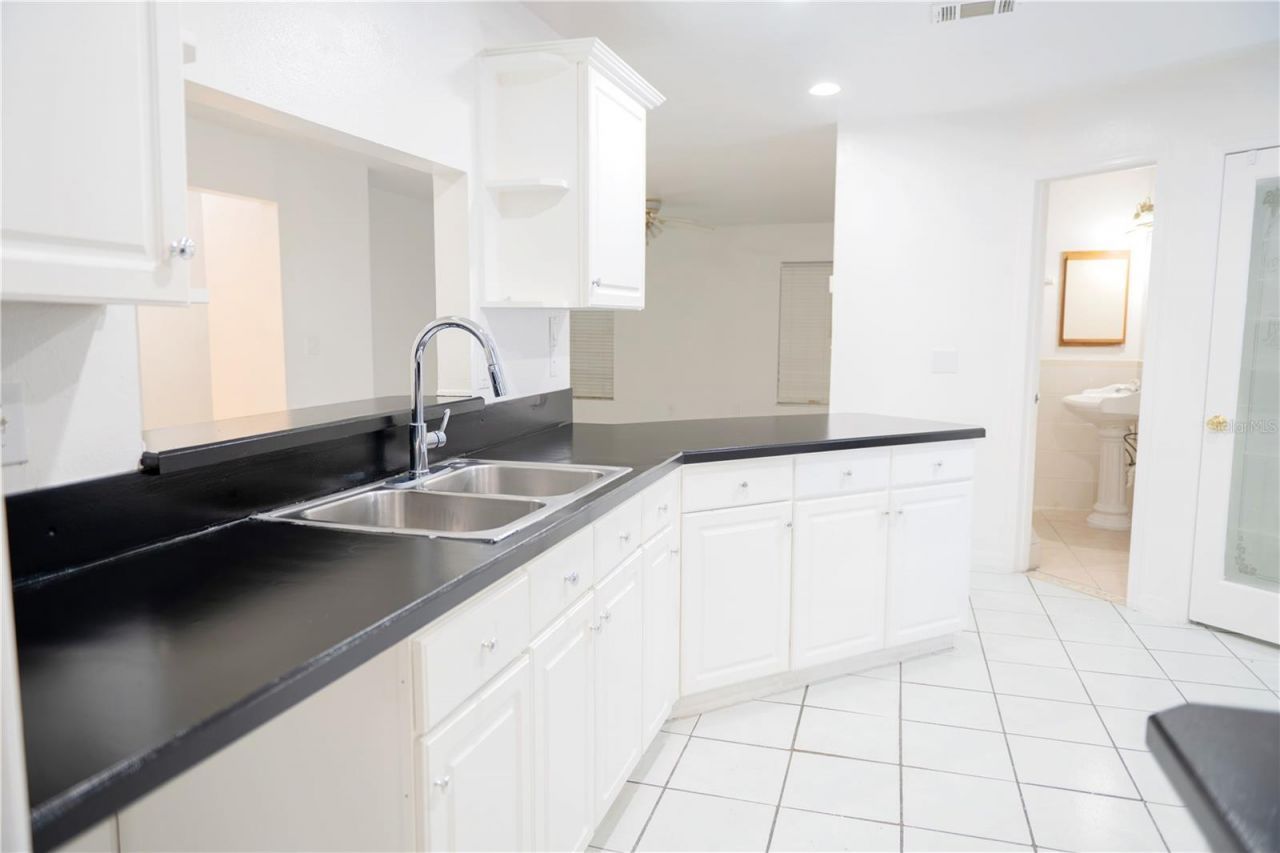 702 Del Rio Way, Kissimmee, FL 34758 Photo