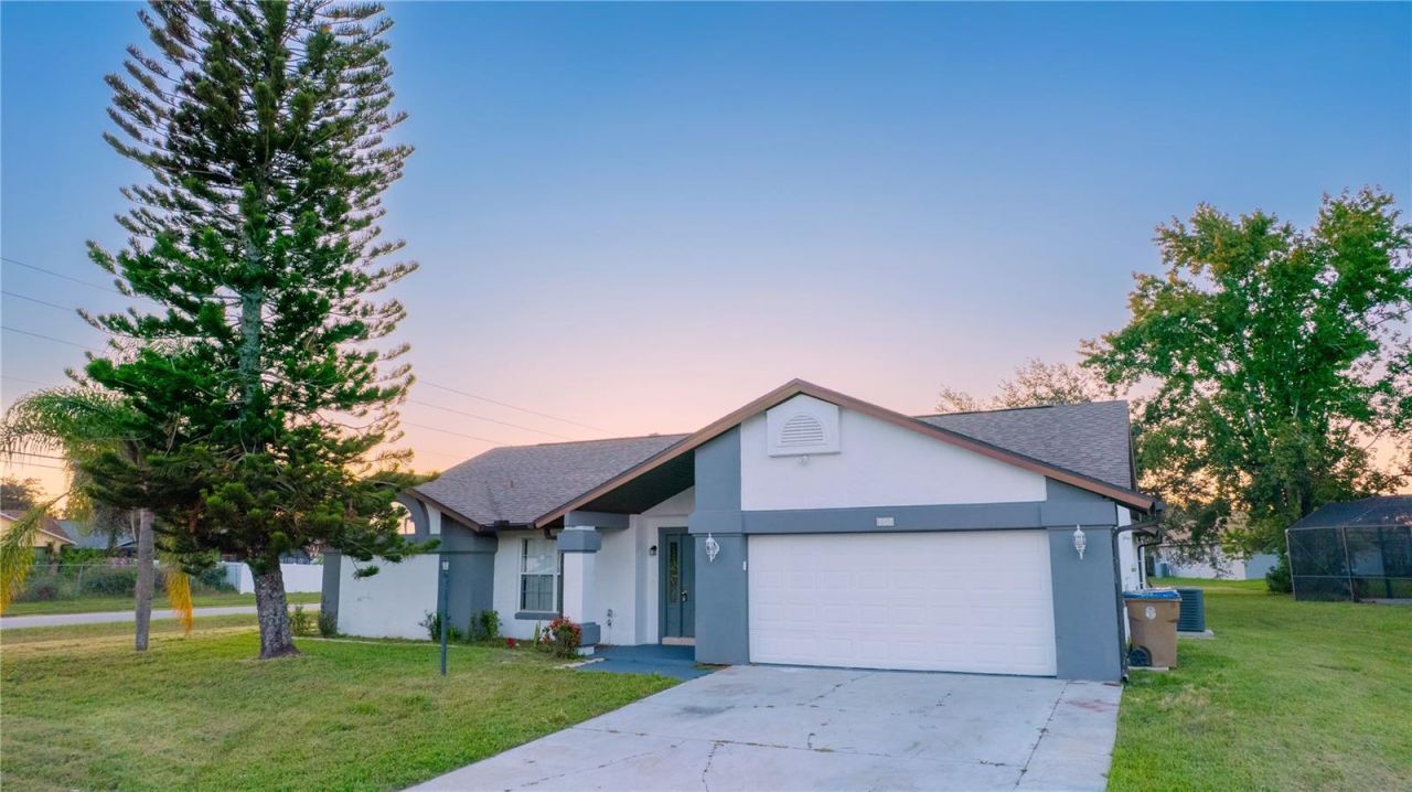 702 Del Rio Way, Kissimmee, FL 34758 Photo