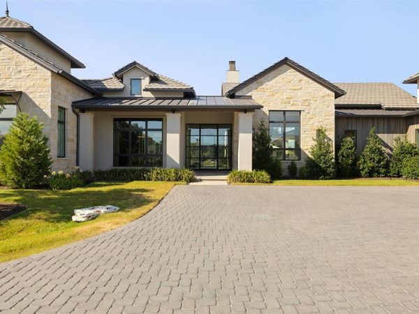 567 Delayne DR, Austin, TX 78737