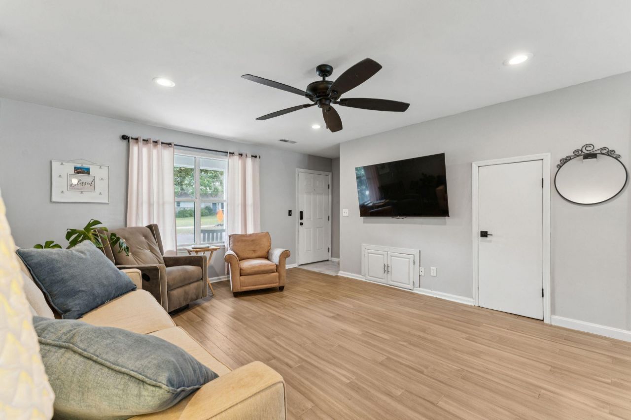 1192 Julian Clark Road Photo 13