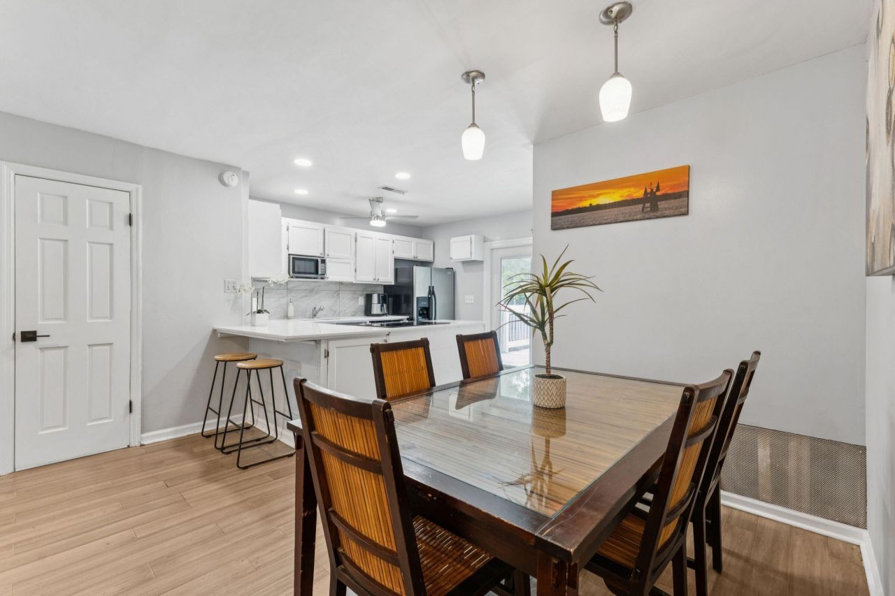 1192 Julian Clark Road Photo 4