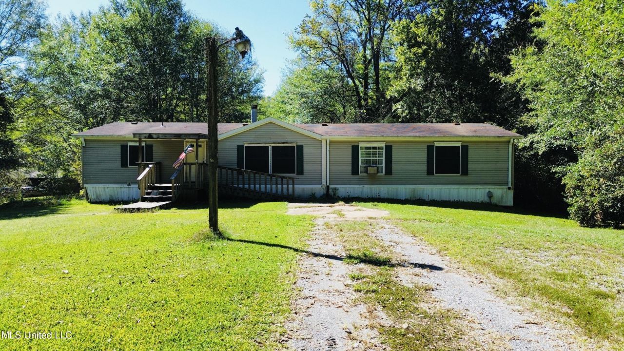 276 Poagville Road, Coldwater, MS 38618 Main Photo