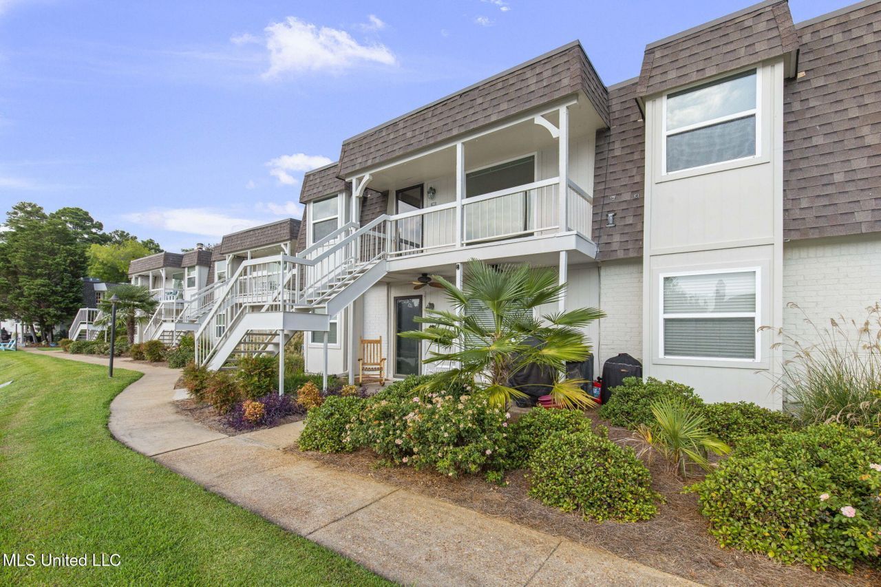 550 Post Road, Ridgeland, MS 39157 Main Photo