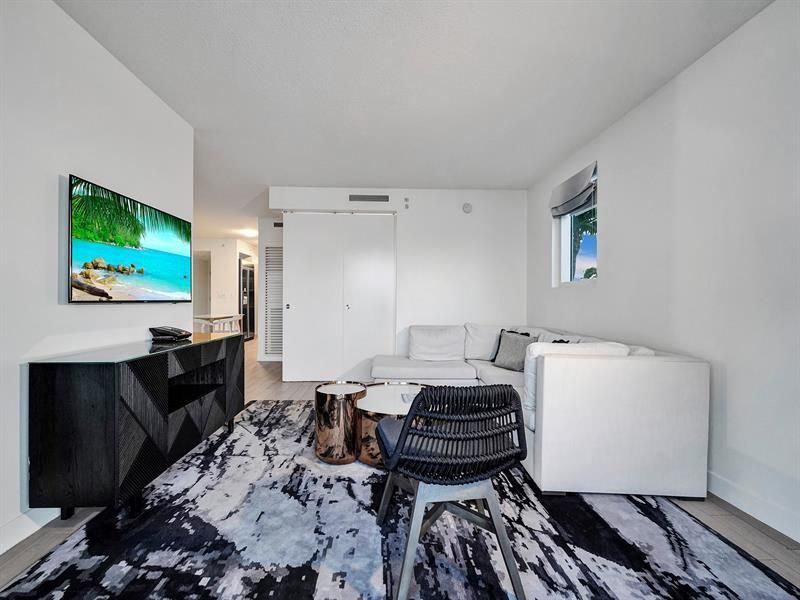 3101 Bayshore Drive, Unit 602, Fort Lauderdale, FL 33304 Photo