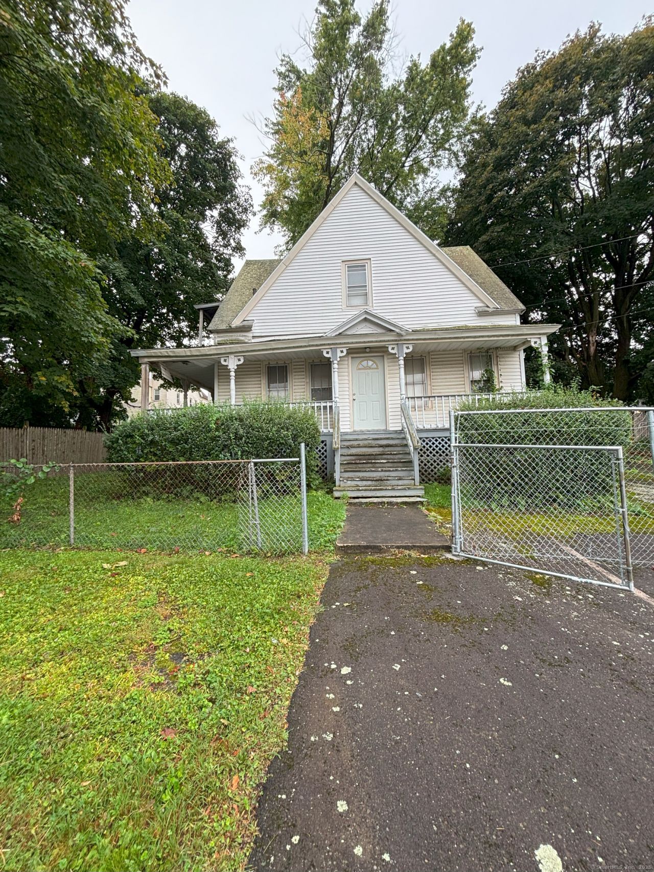 30 Ward, Waterbury, CT 06704 Main Photo