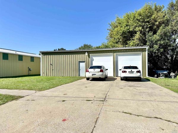 2615 B Street, South Sioux City, NE 68776