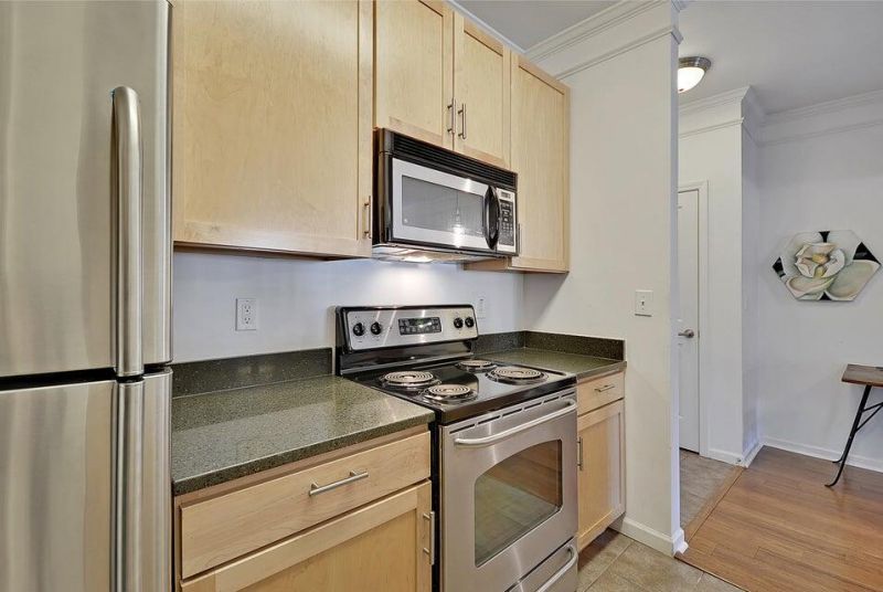 1755 Central Park Road Photo 8