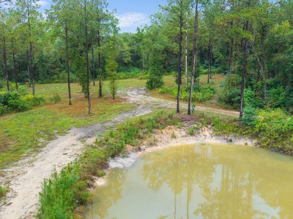 469 Highway 26, Poplarville, MS 39470