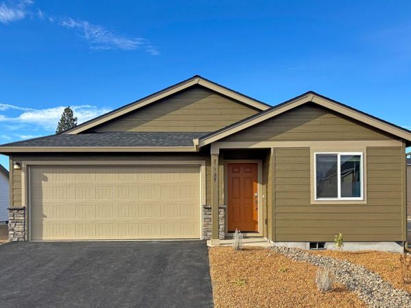 51789 Jubilee Pine Dr, La Pine, OR 97739