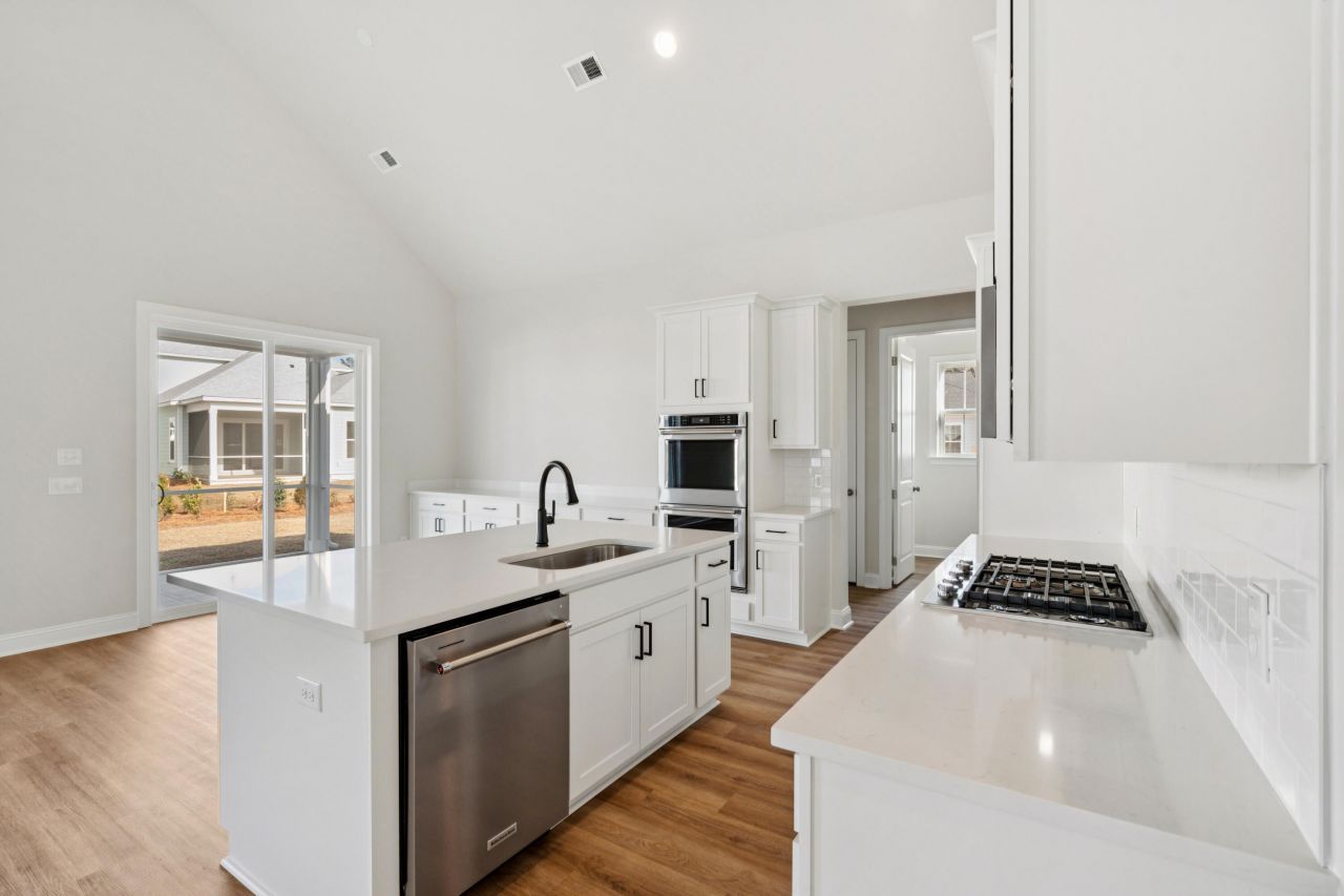 200 Clearpath Drive Photo 11