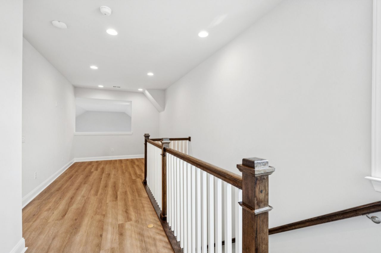 200 Clearpath Drive Photo 36