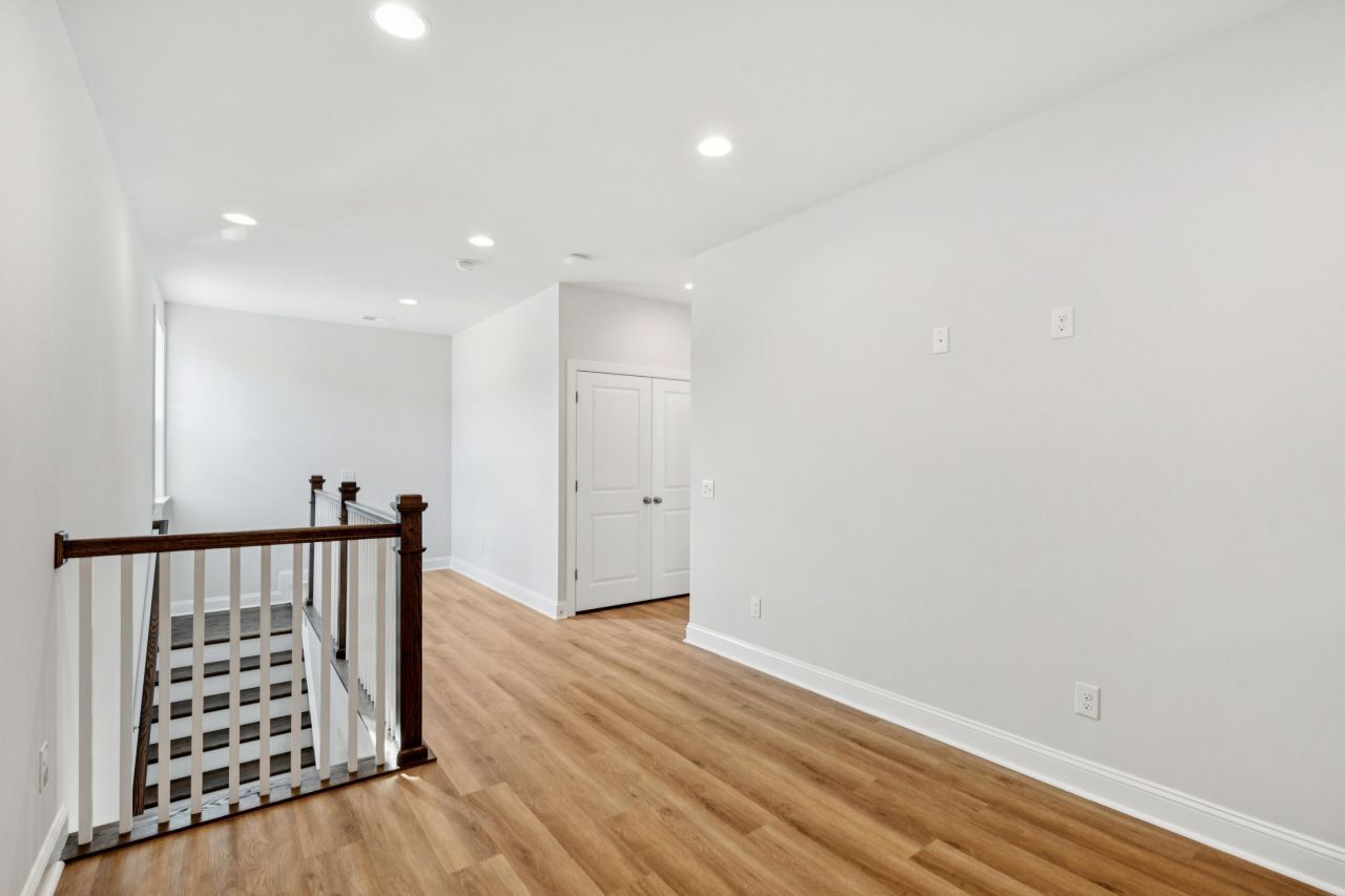 200 Clearpath Drive Photo 38