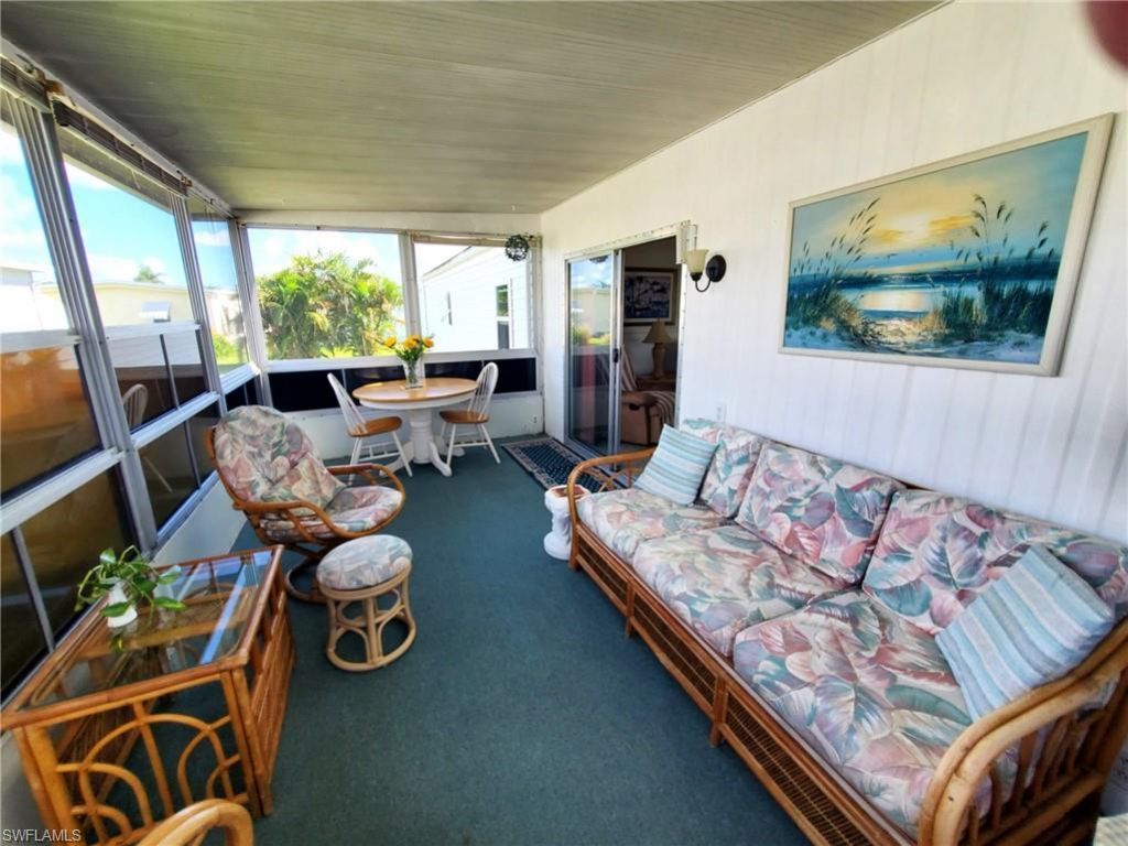 865 Moonlight Dr, North Fort Myers, FL 33917 Photo