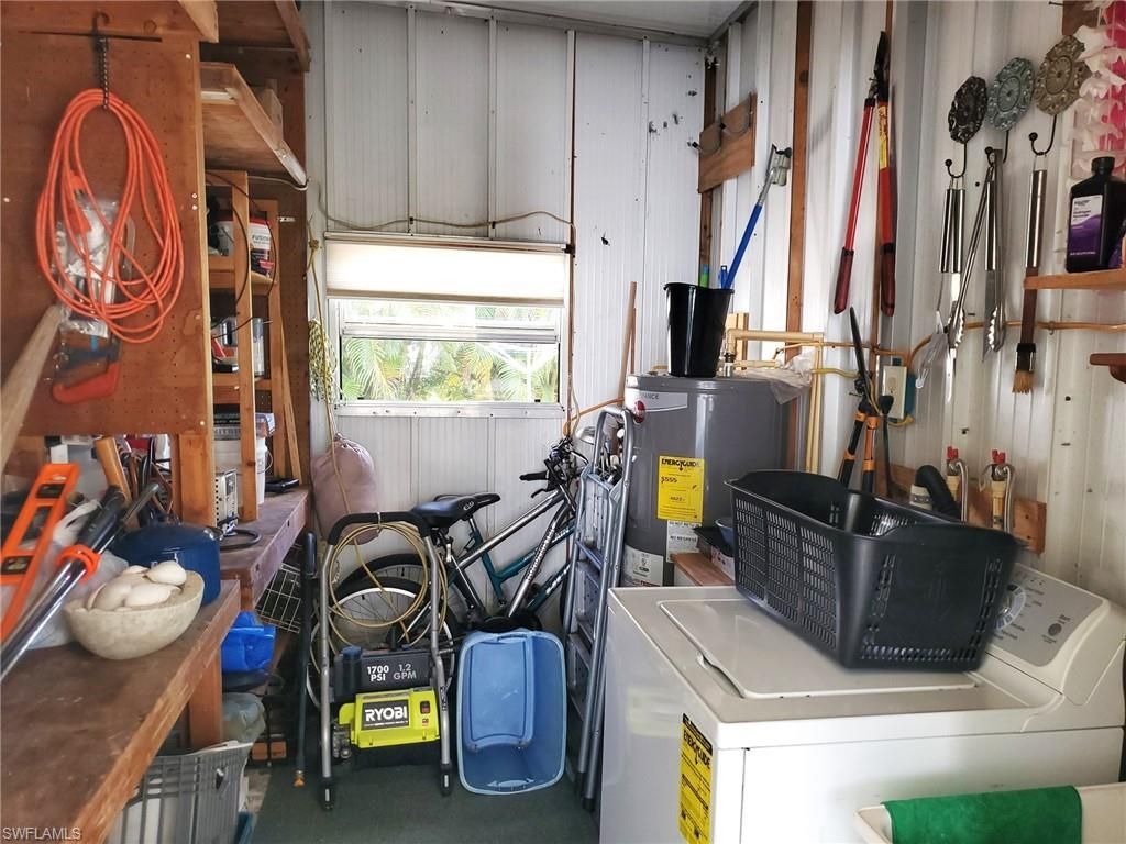 865 Moonlight Dr, North Fort Myers, FL 33917 Photo