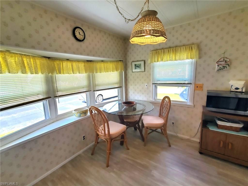 865 Moonlight Dr, North Fort Myers, FL 33917 Photo