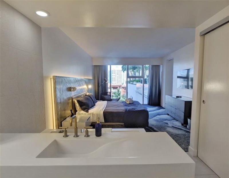 3101 Bayshore Drive, Unit 506, Fort Lauderdale, FL 33304 Photo