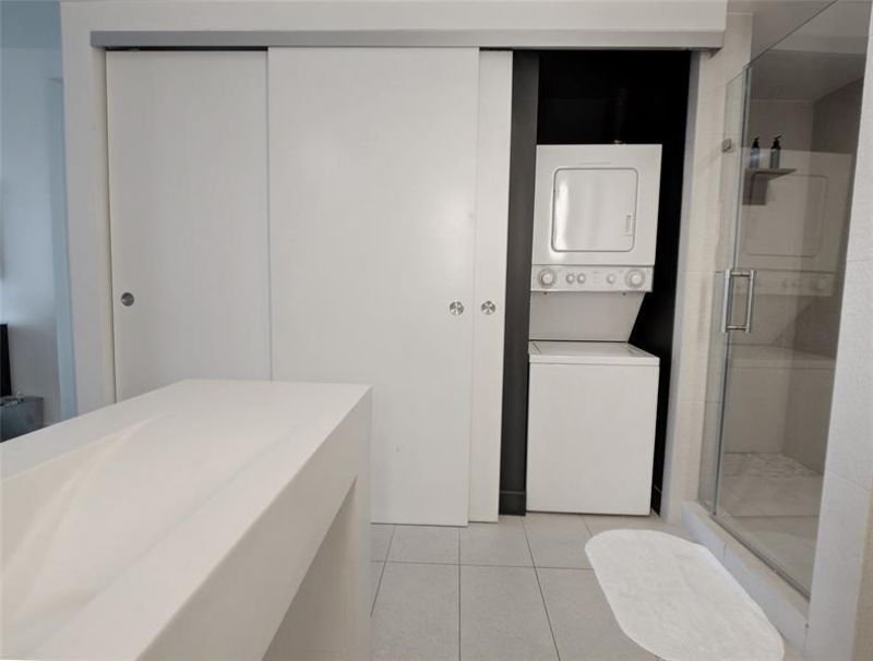 3101 Bayshore Drive, Unit 506, Fort Lauderdale, FL 33304 Photo