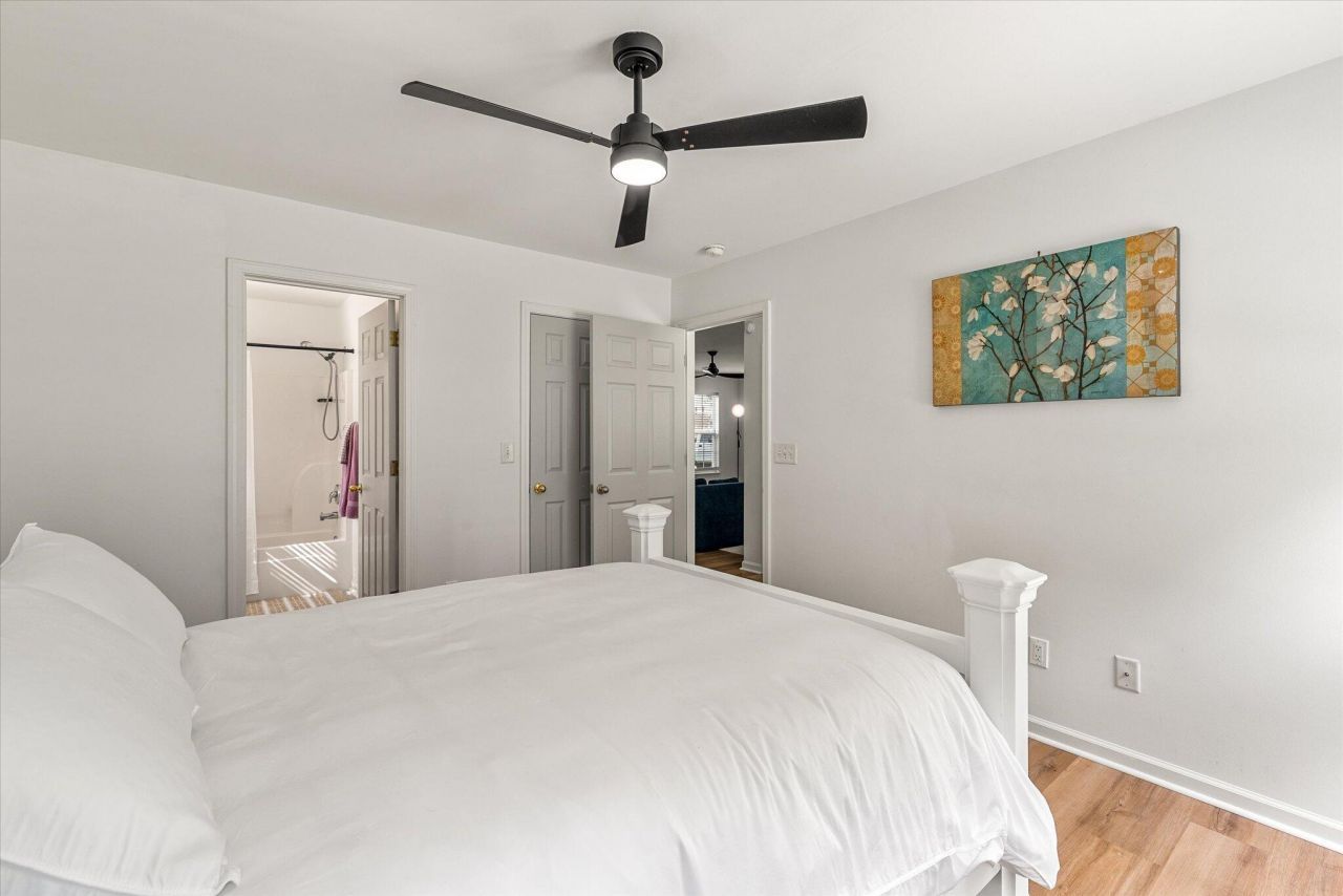 1344 Palm Cove Drive Photo 16