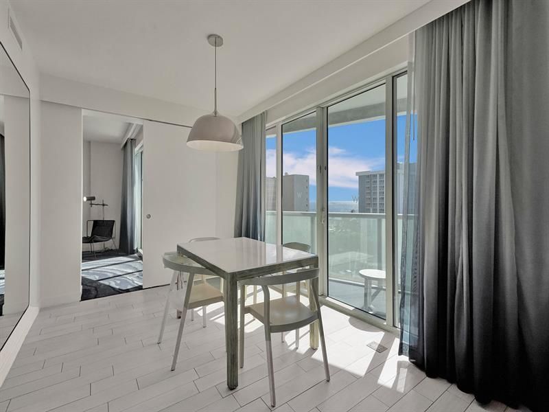 3101 Bayshore Drive, Unit 709, Fort Lauderdale, FL 33304 Photo