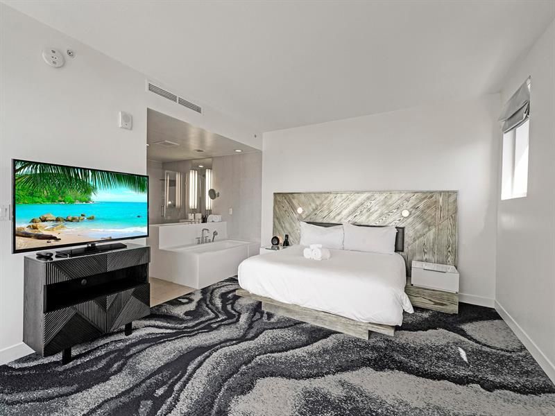 3101 Bayshore Drive, Unit 709, Fort Lauderdale, FL 33304 Photo