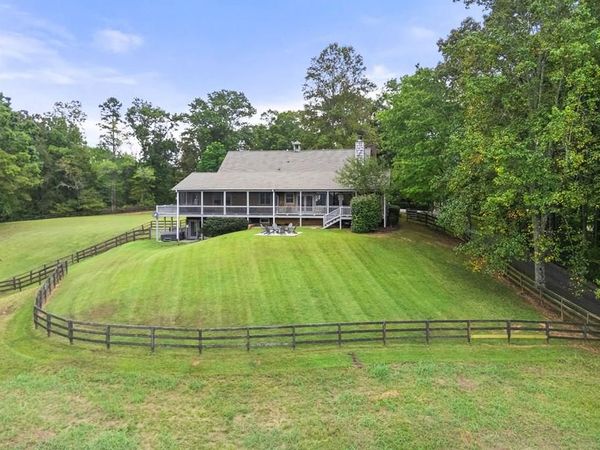2653 Ben T Huiet Hwy, Clarkesville, GA 30523