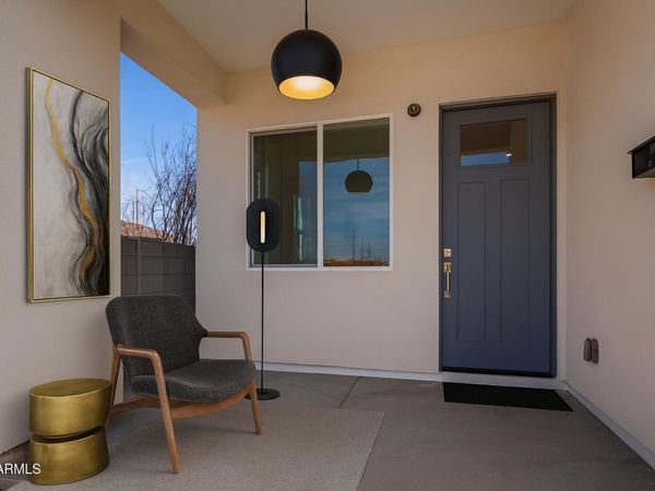 1913 W ADAMS Street, Phoenix, AZ 85009