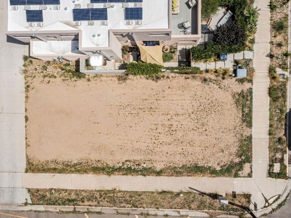 635 14TH Street SW, Albuquerque, NM 87102