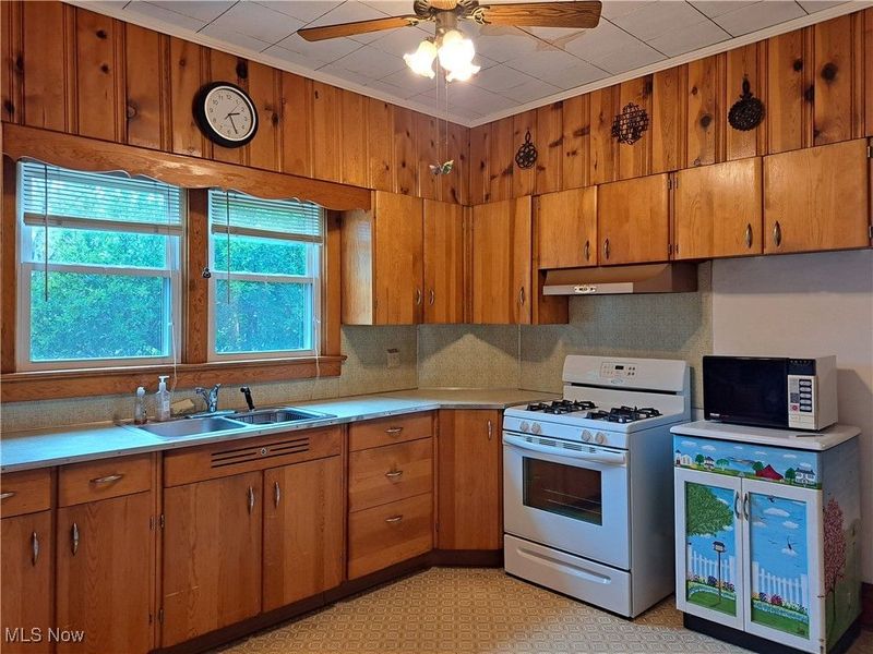 139 East Street, Lore City, OH 43755 Photo 26