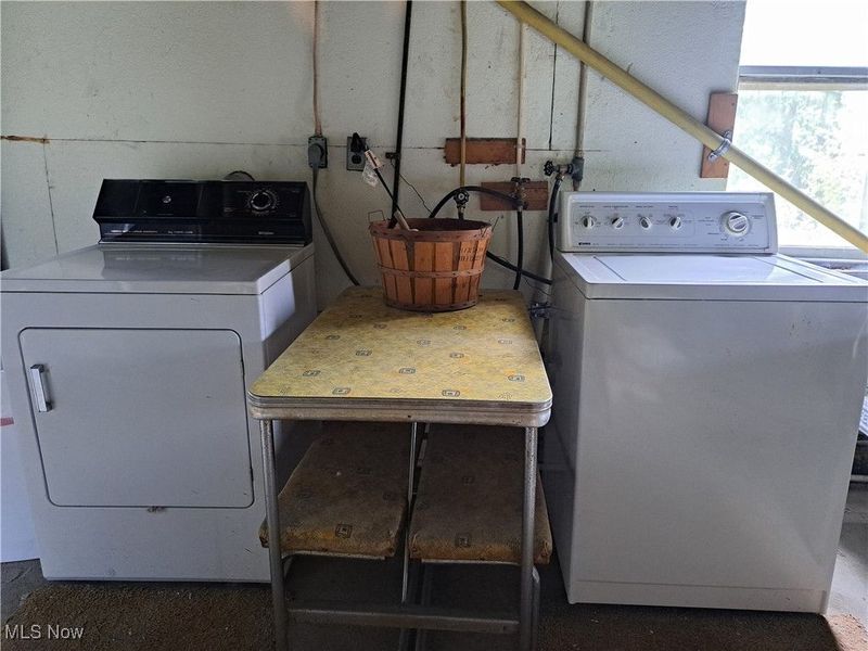 139 East Street, Lore City, OH 43755 Photo 48