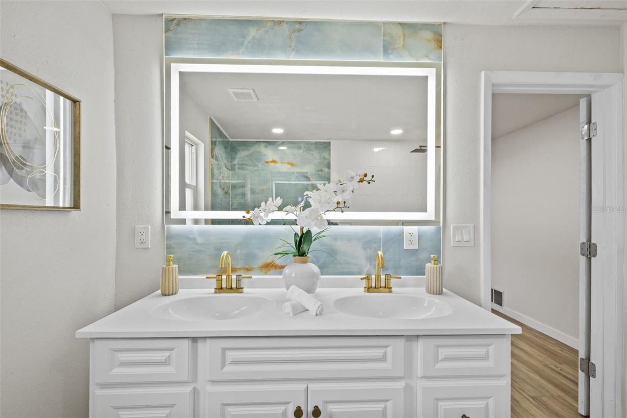 1905 Oro Court, Clearwater, FL 33764 Photo