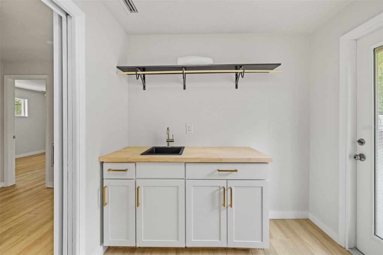 1905 Oro Court, Clearwater, FL 33764 Photo