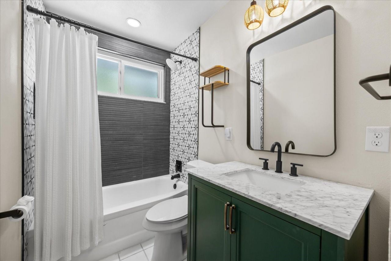 6875 11th Avenue N, Saint Petersburg, FL 33710 Photo