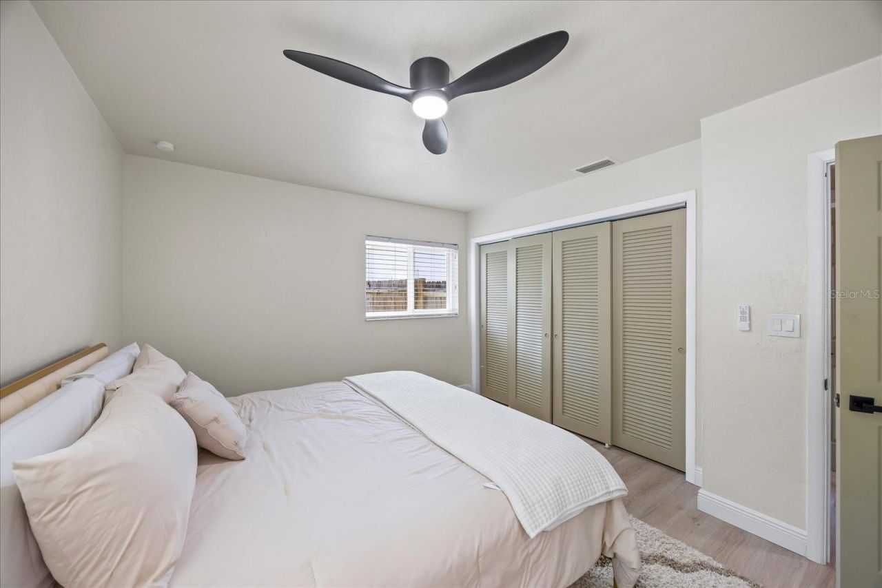 6875 11th Avenue N, Saint Petersburg, FL 33710 Photo