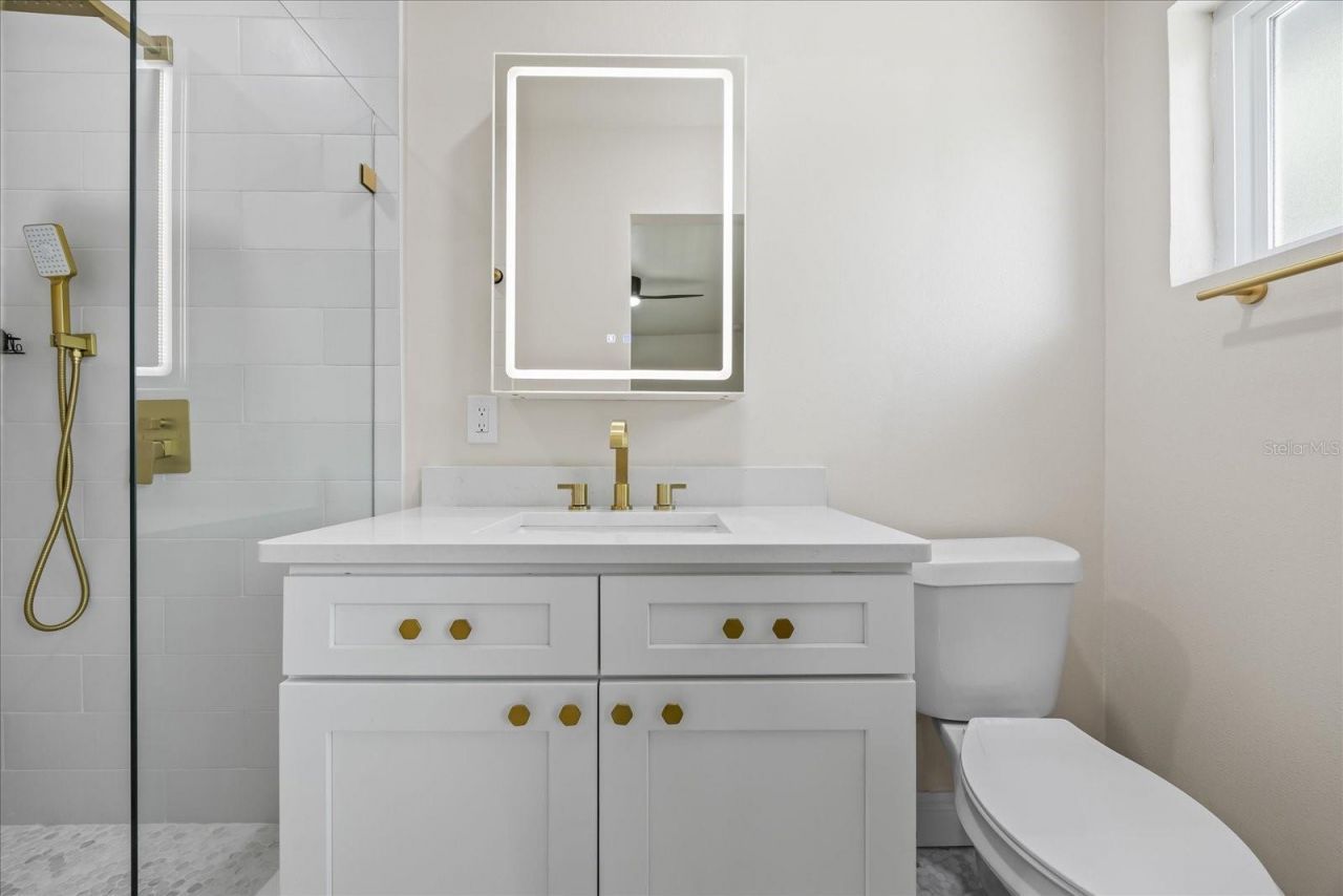 6875 11th Avenue N, Saint Petersburg, FL 33710 Photo