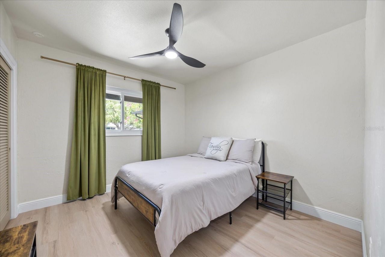 6875 11th Avenue N, Saint Petersburg, FL 33710 Photo