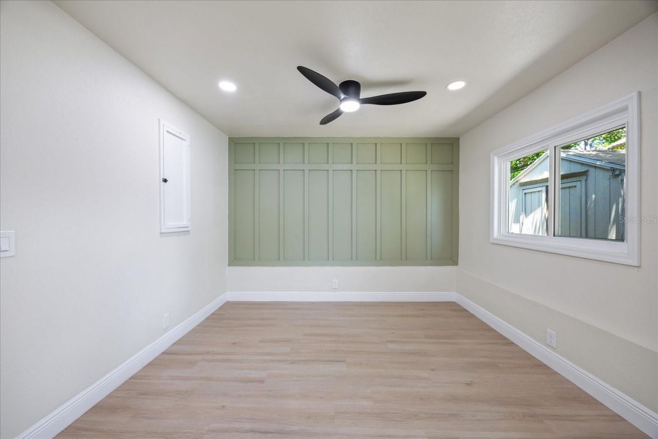 6875 11th Avenue N, Saint Petersburg, FL 33710 Photo