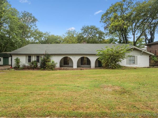 913 Sandstone Avenue, Bartlesville, OK 74006